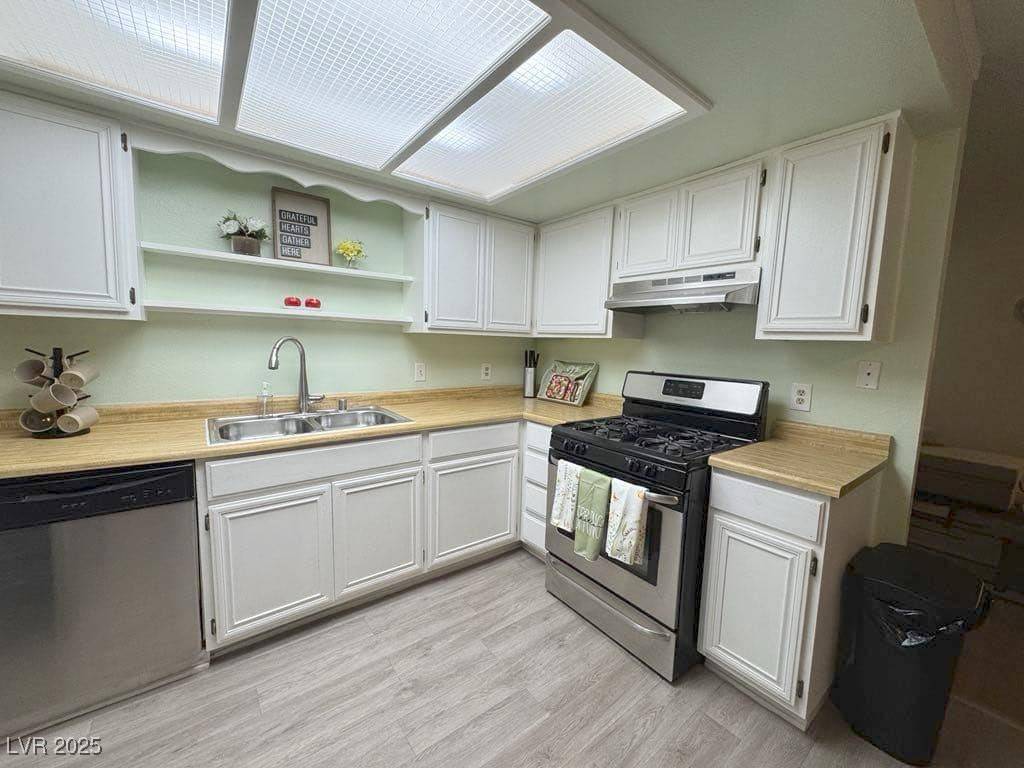 Las Vegas, NV 89103,Address not disclosed