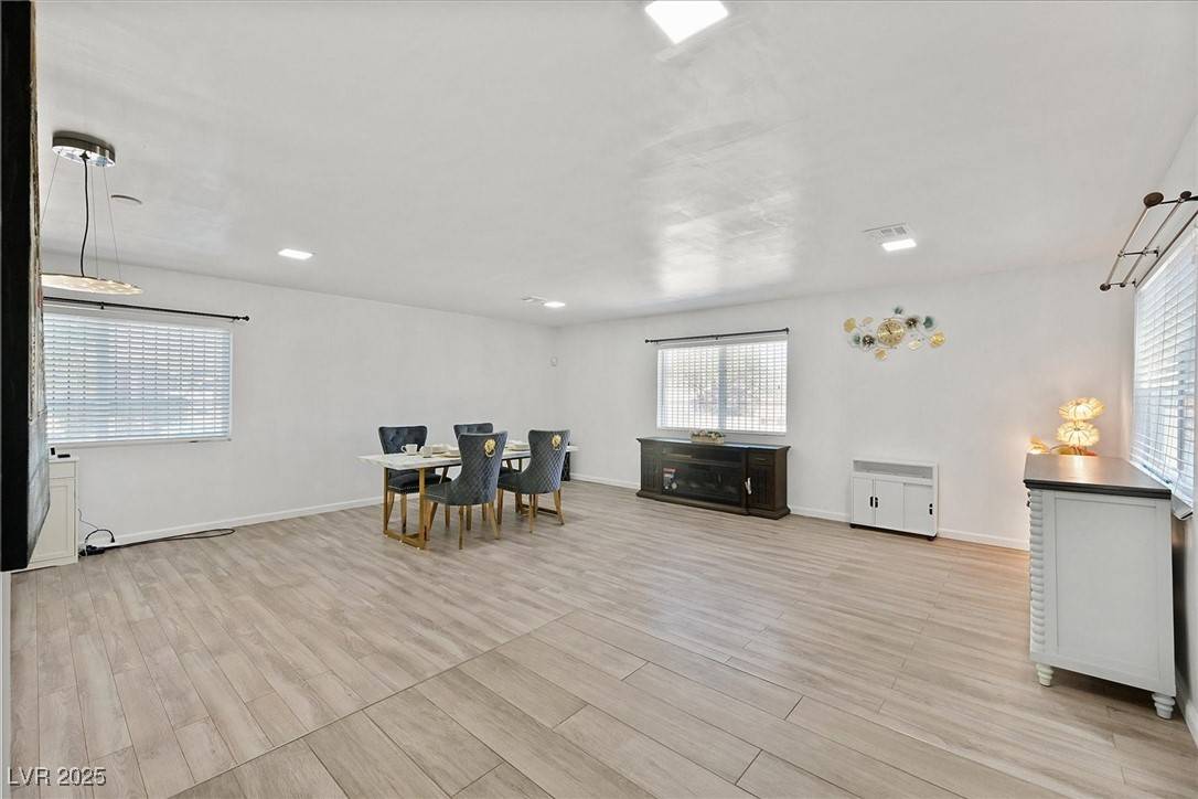 Las Vegas, NV 89146,2221 Mohawk ST