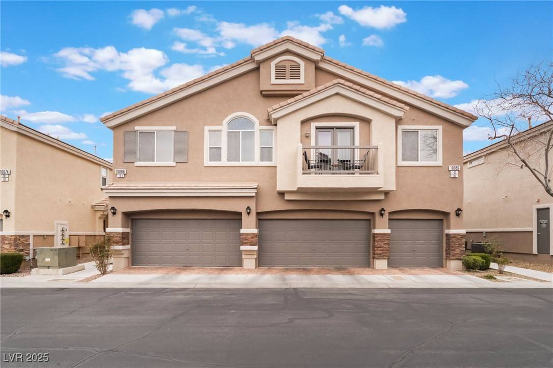 Las Vegas, NV 89183,10086 Aspen Rose ST #101