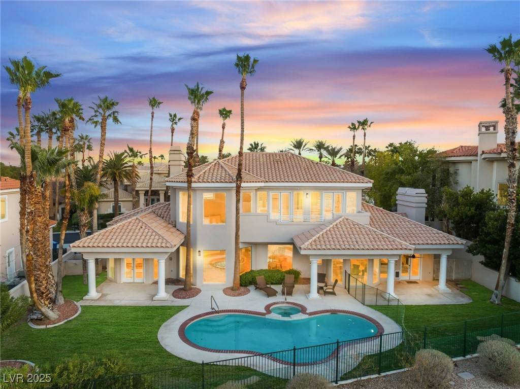 Las Vegas, NV 89117,2221 Glenbrook WAY