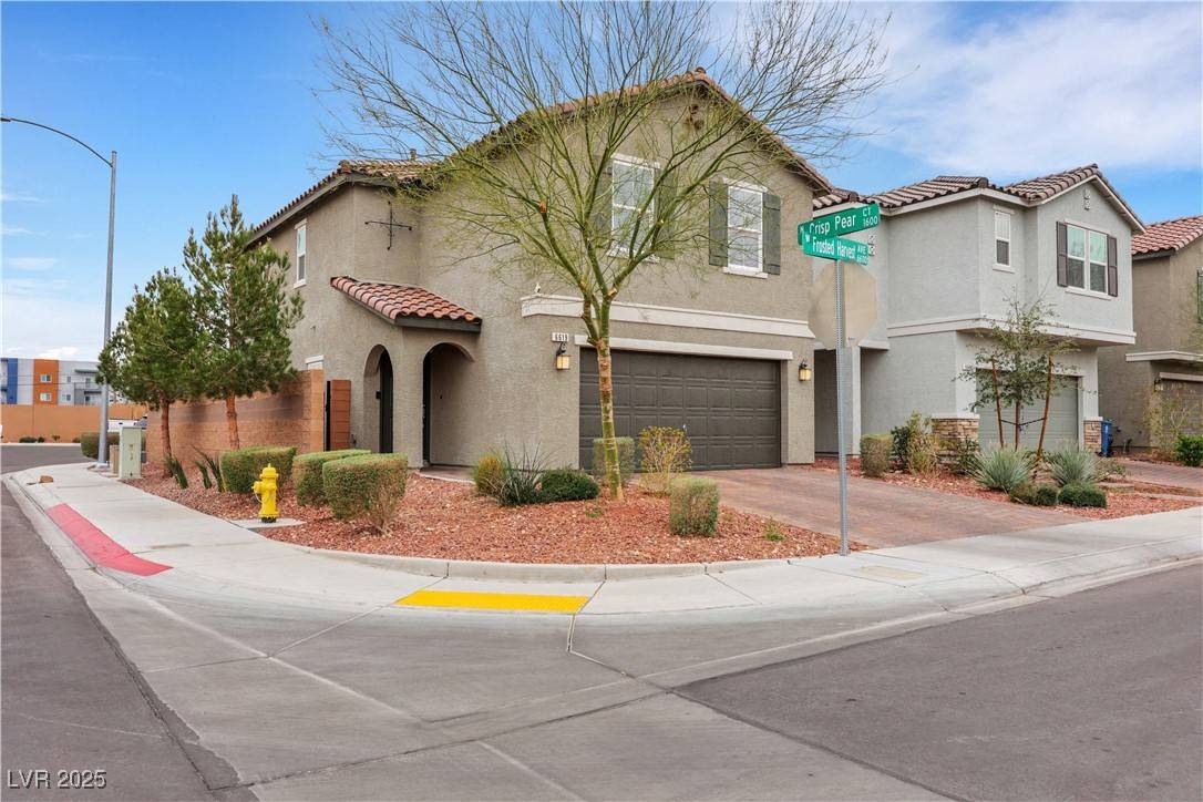Las Vegas, NV 89108,6619 Frosted Harvest AVE