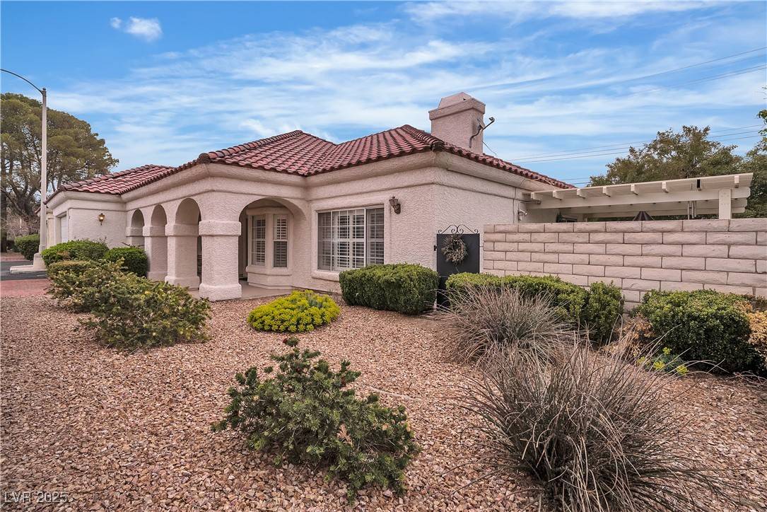 Las Vegas, NV 89107,735 Sea Pines LN