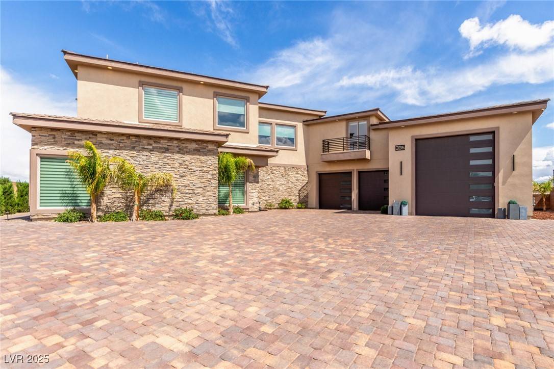 Henderson, NV 89052,386 Cactus River CT