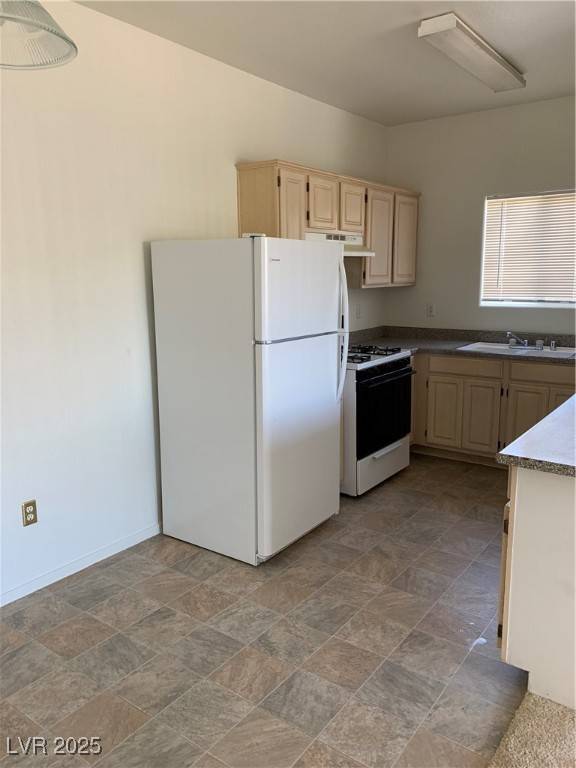 Las Vegas, NV 89142,5650 E Sahara AVE #2041