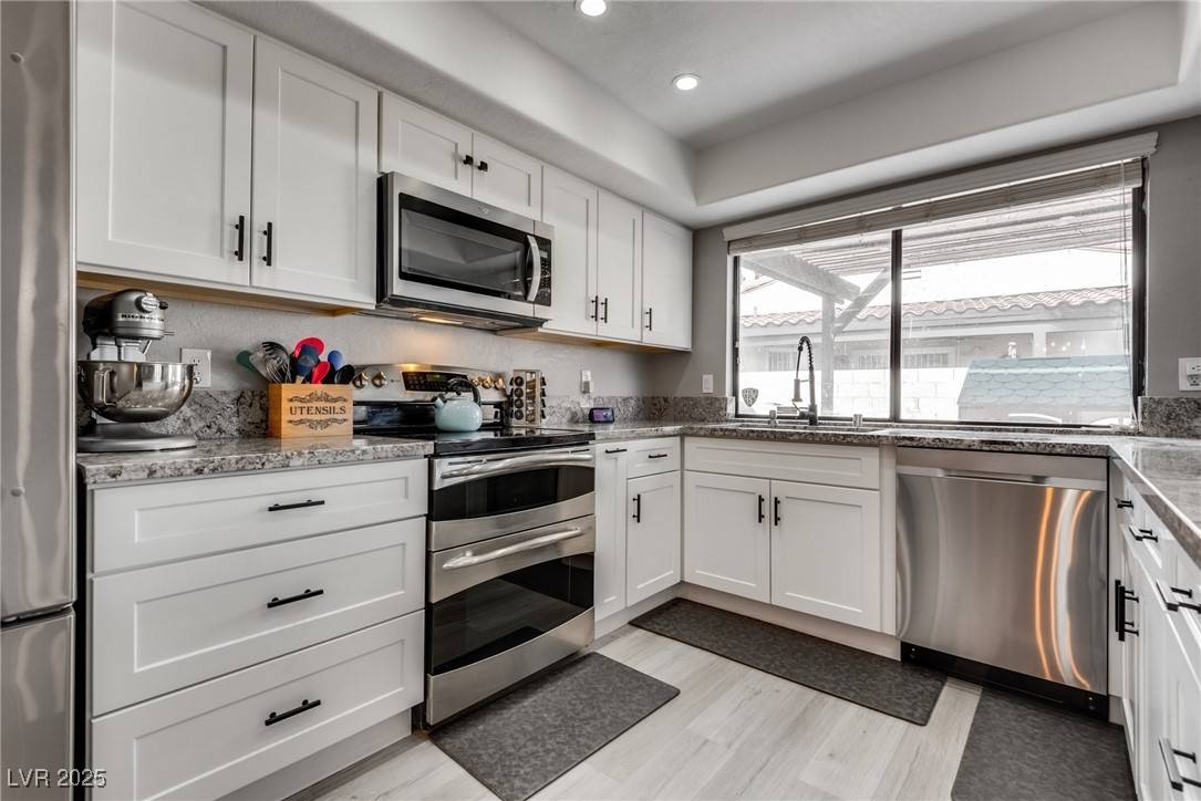 Las Vegas, NV 89121,2532 Whippoorwill LN