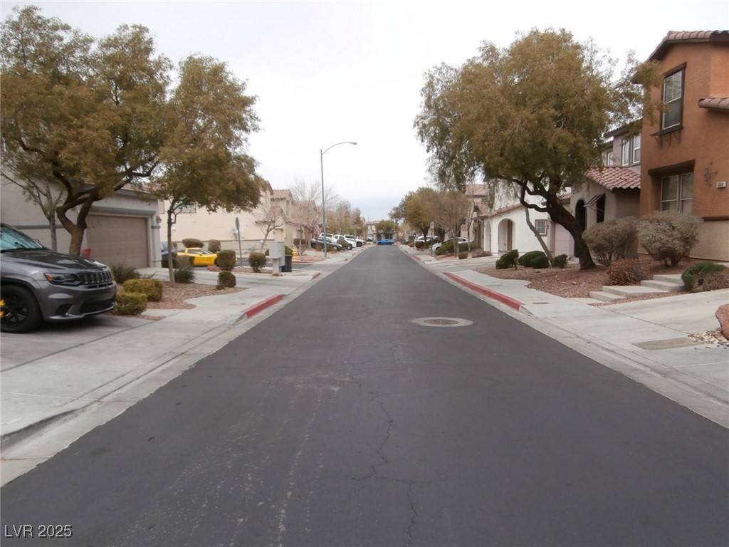 Henderson, NV 89002,668 Moonlight Stroll ST