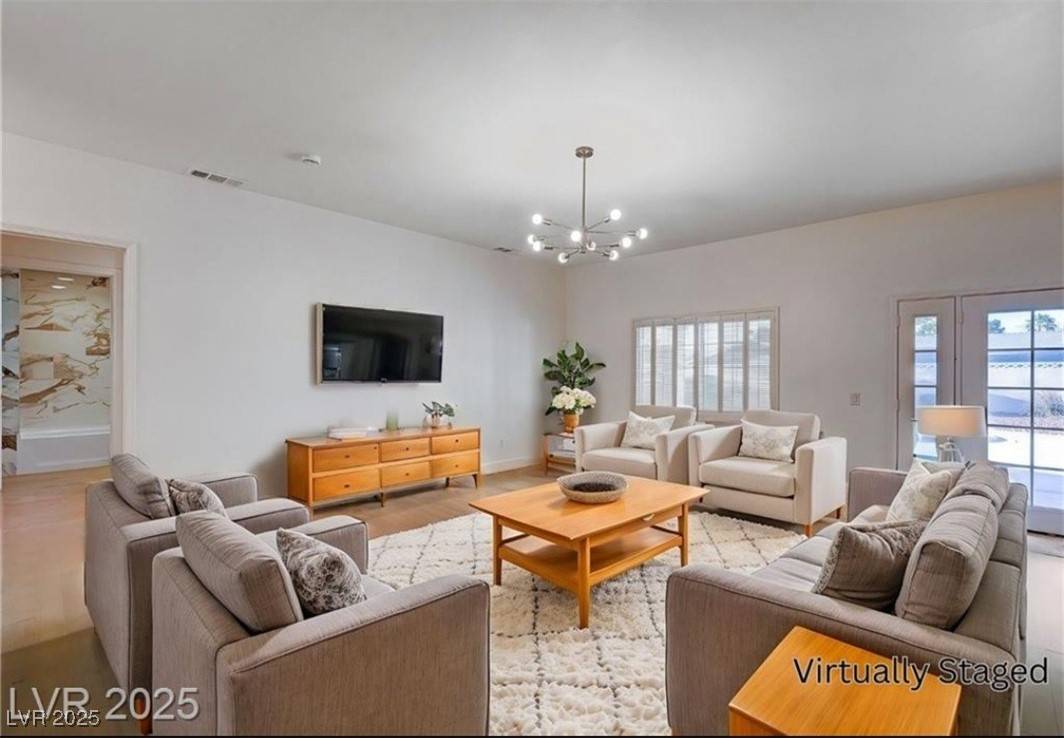 Las Vegas, NV 89102,2916 W Oakey BLVD
