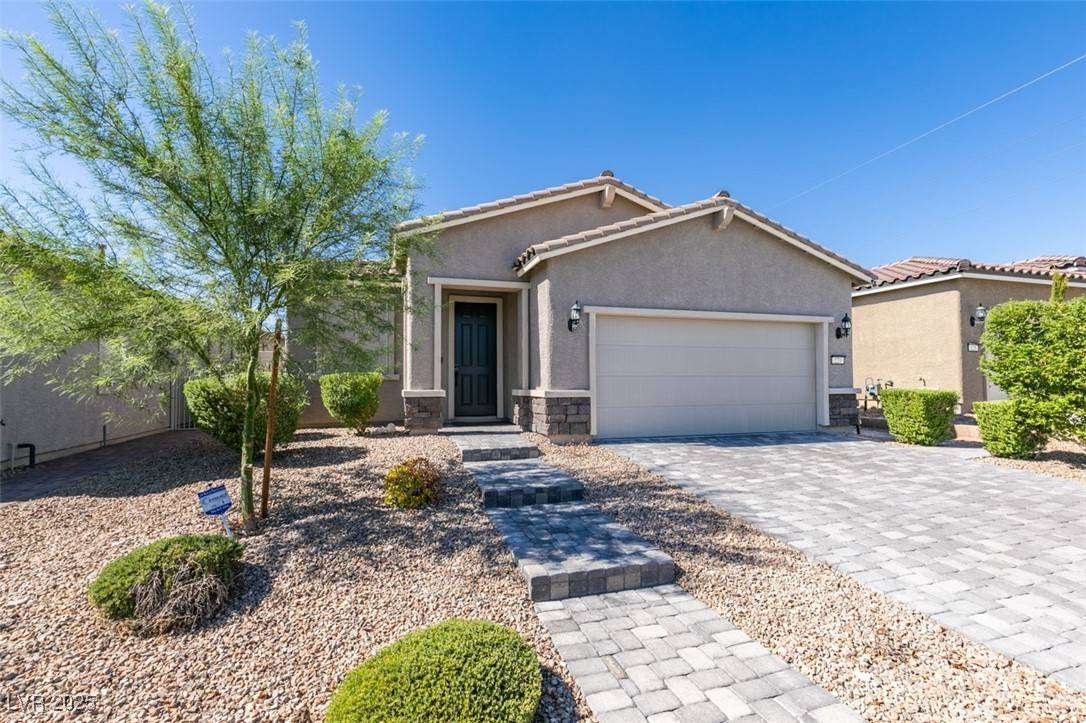 North Las Vegas, NV 89031,221 Mountain Cedar CT