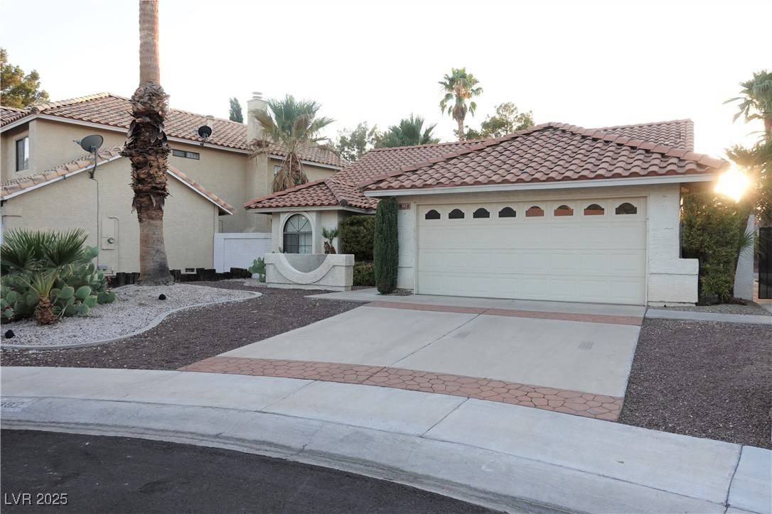 Henderson, NV 89014,397 DISCOVERY CT