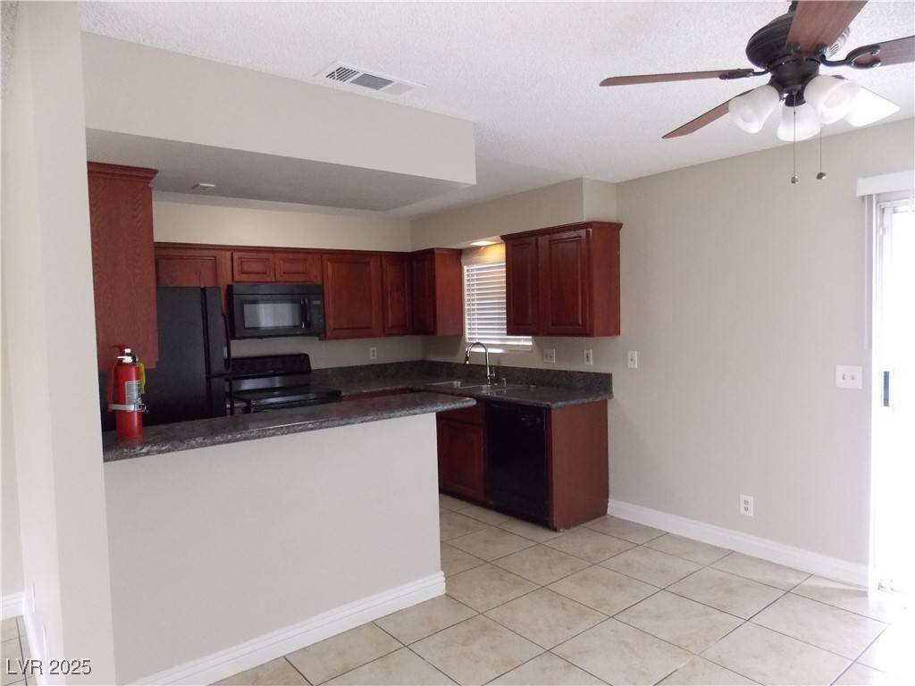 Las Vegas, NV 89110,4601 Diamond Head DR