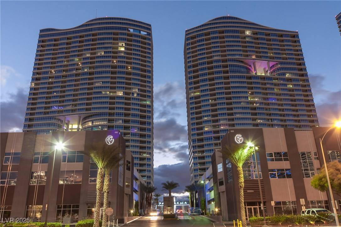 Las Vegas, NV 89103,4575 Dean Martin DR #1201