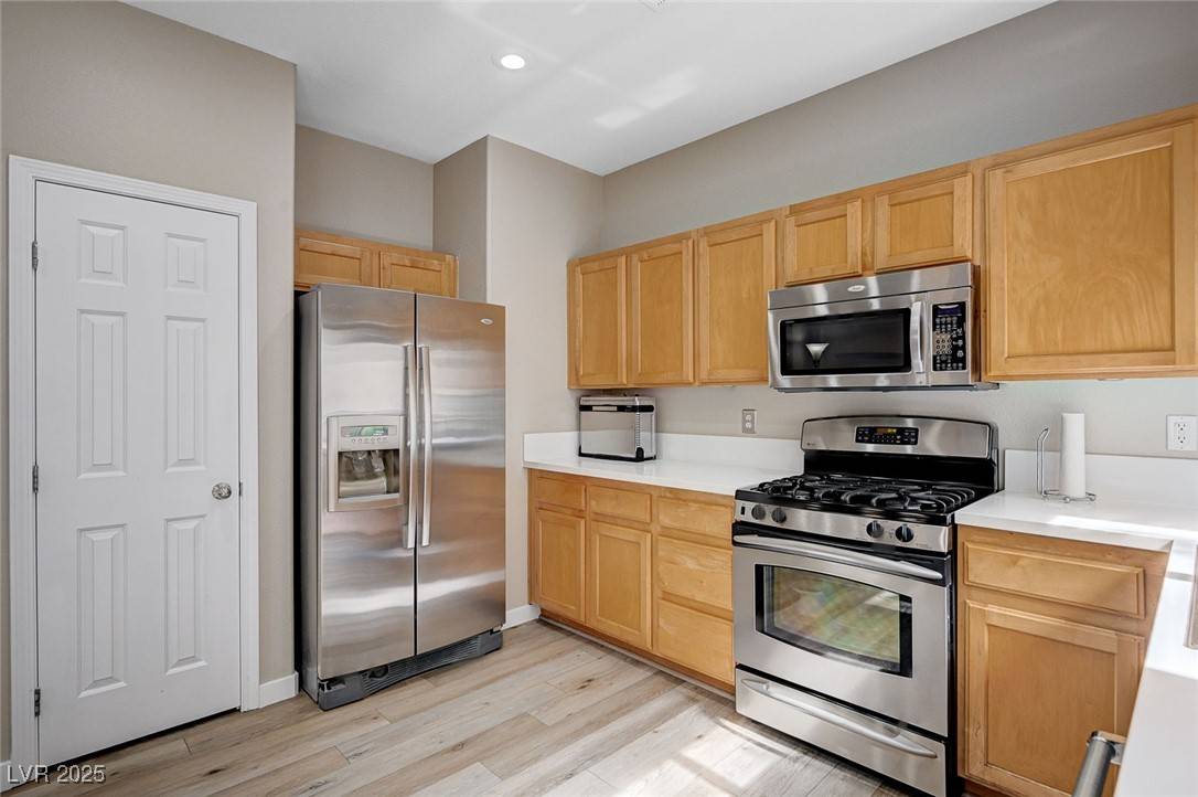 Henderson, NV 89052,11092 Abbeyfield Rose DR