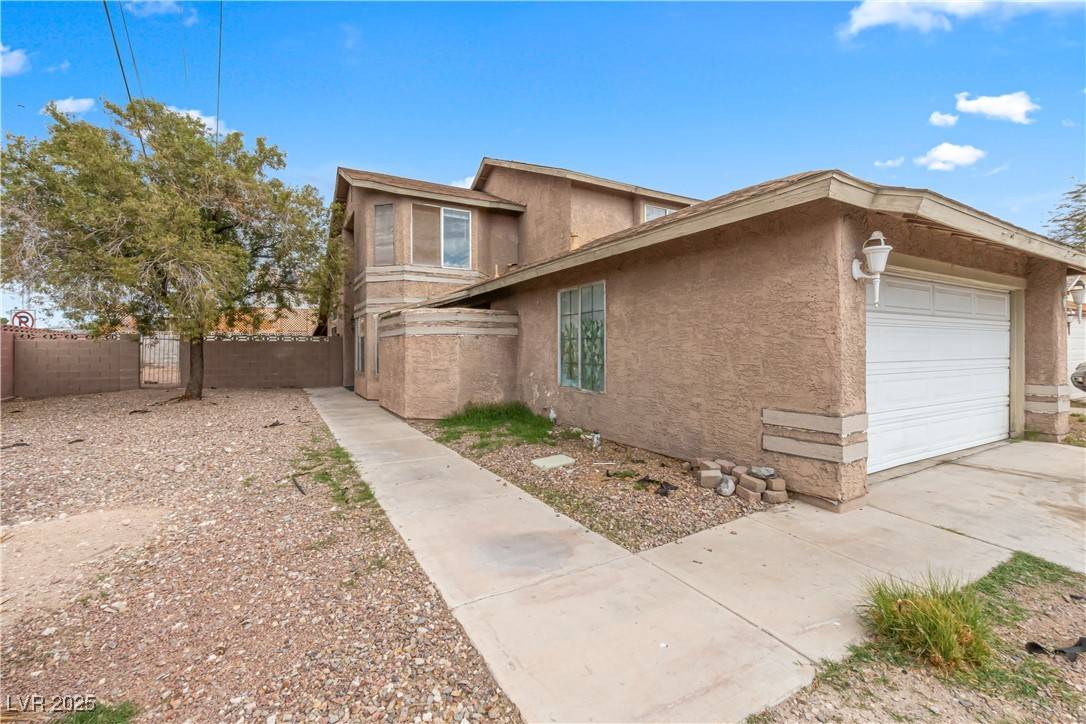 Las Vegas, NV 89108,6652 Wheelbarrow Peak DR