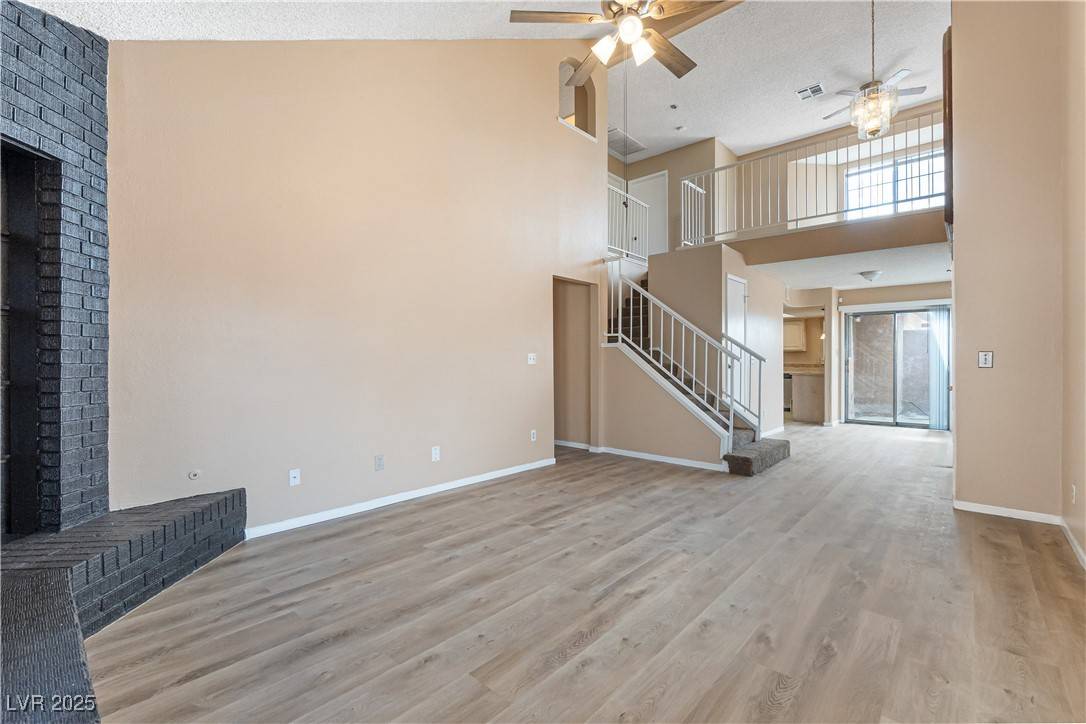 Las Vegas, NV 89108,6652 Wheelbarrow Peak DR