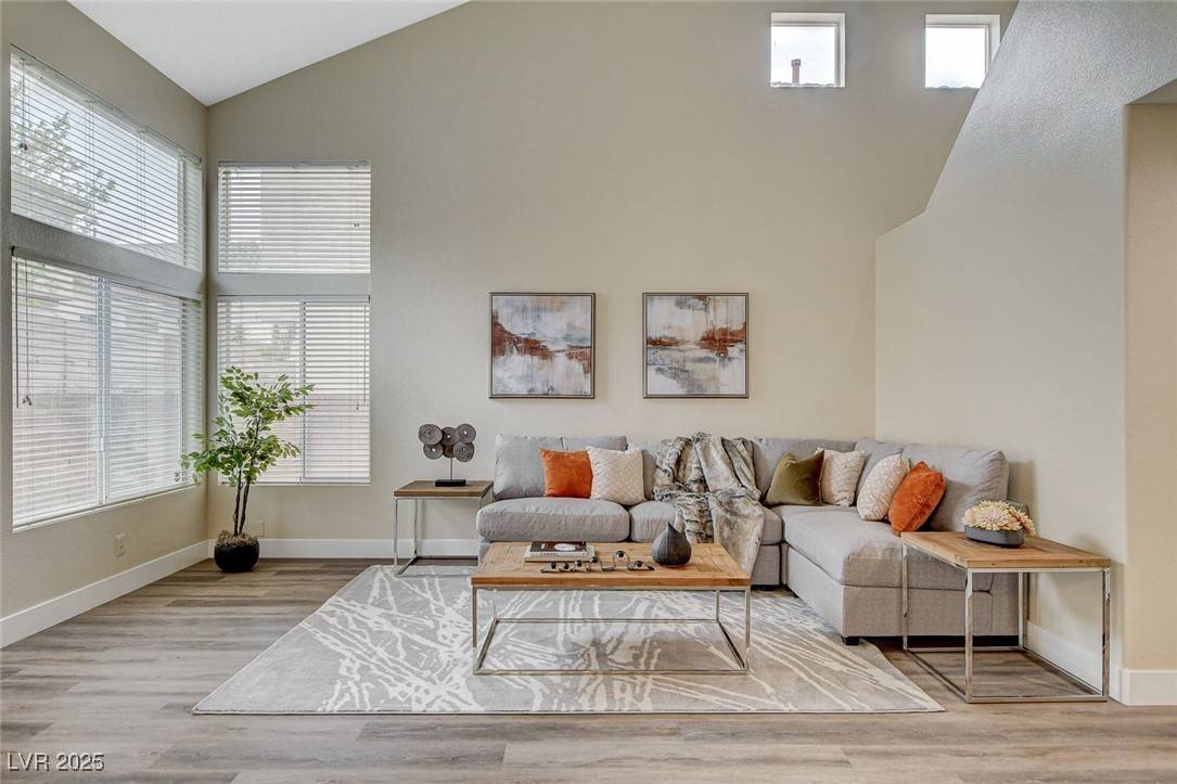 Las Vegas, NV 89134,2033 Shining Feather LN