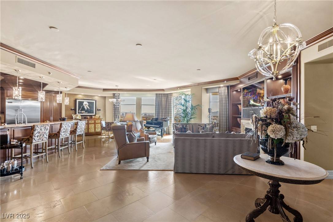 Las Vegas, NV 89145,9103 Alta DR #602