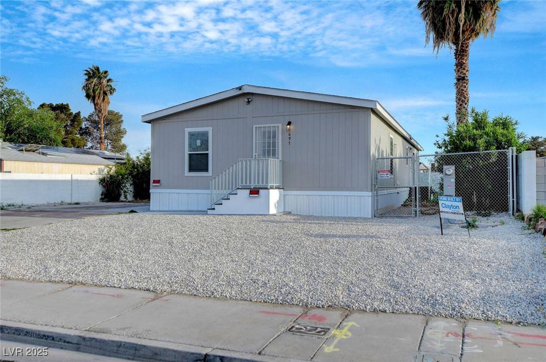 Las Vegas, NV 89121,4697 Esplanade WAY