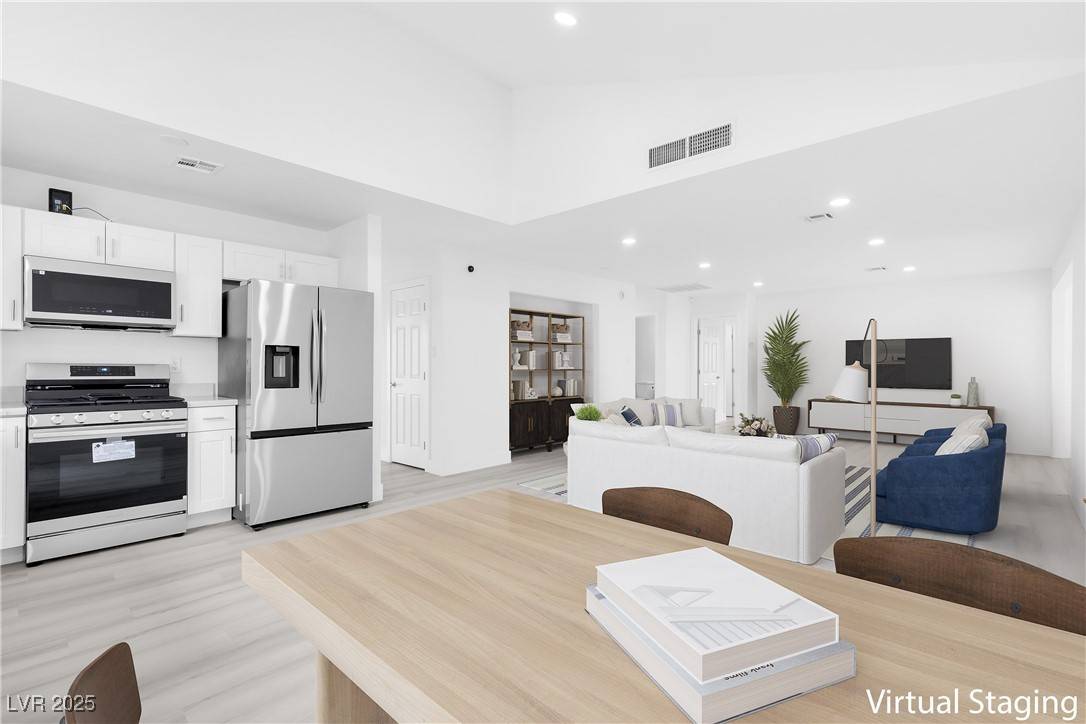 Las Vegas, NV 89121,3911 Chutney ST