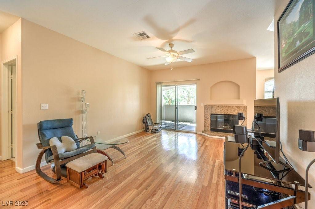 Las Vegas, NV 89145,104 Breezy Tree CT #201