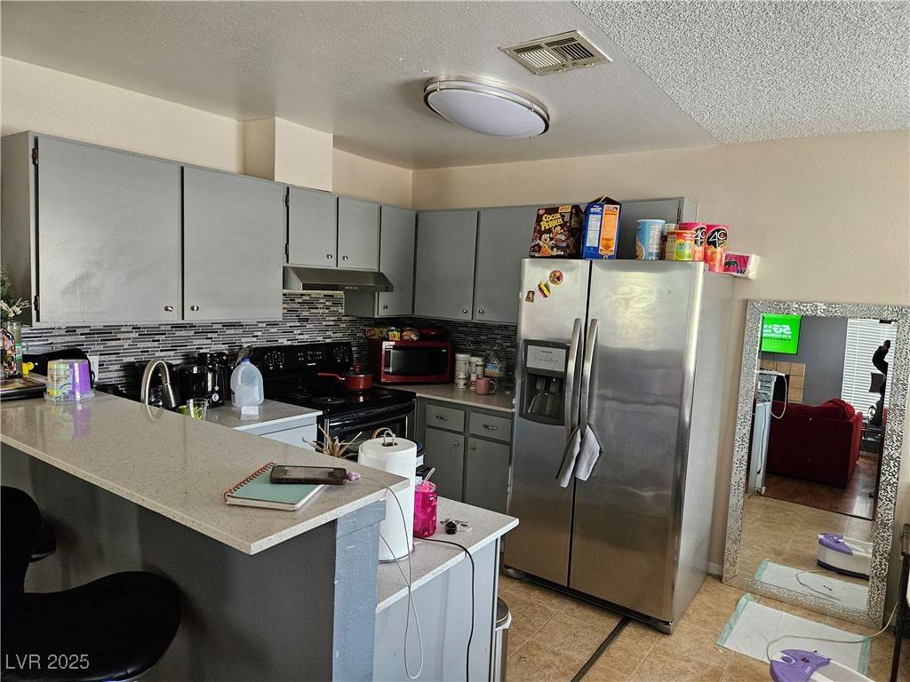 Las Vegas, NV 89121,4696 Krissylouise WAY