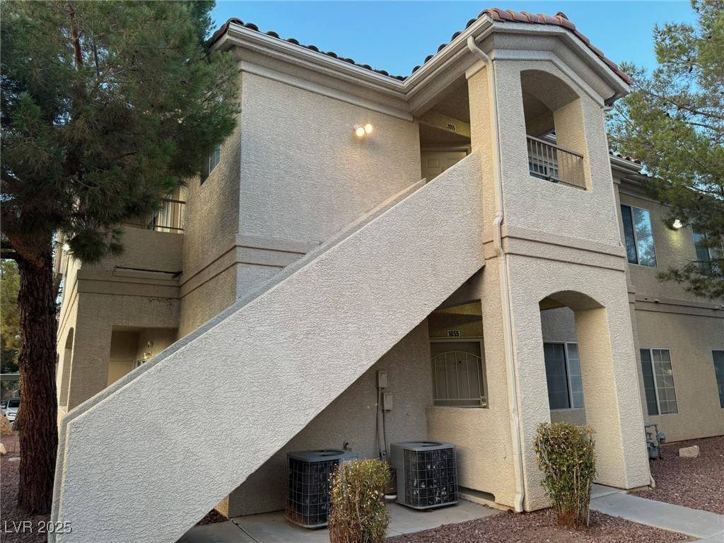 North Las Vegas, NV 89032,1881 W Alexander RD #2055