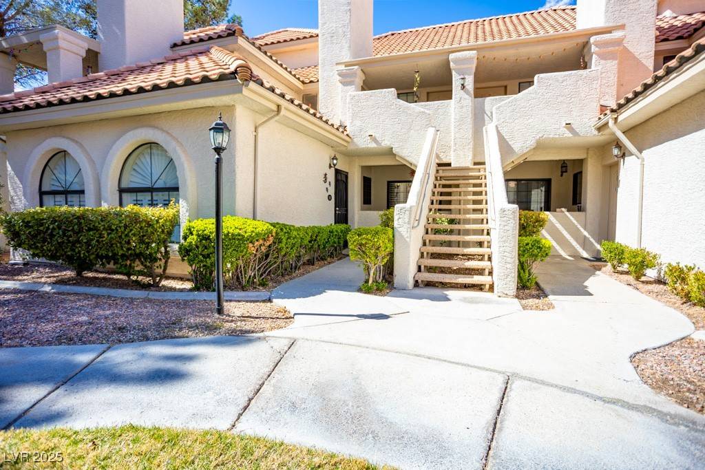 Las Vegas, NV 89117,2611 S Durango DR #102