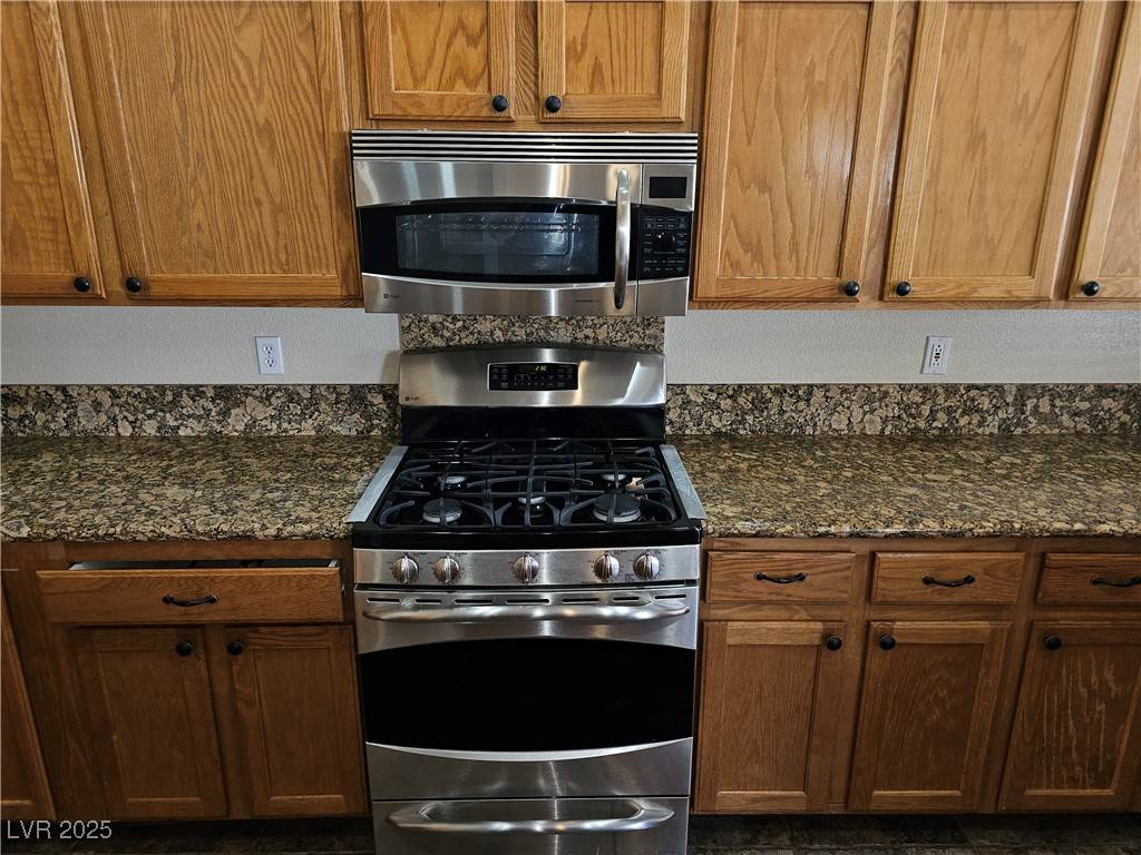 Las Vegas, NV 89130,6908 Fruit Flower AVE