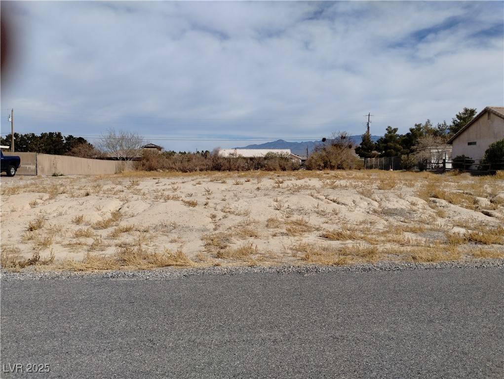 Pahrump, NV 89048,240 Chevron ST