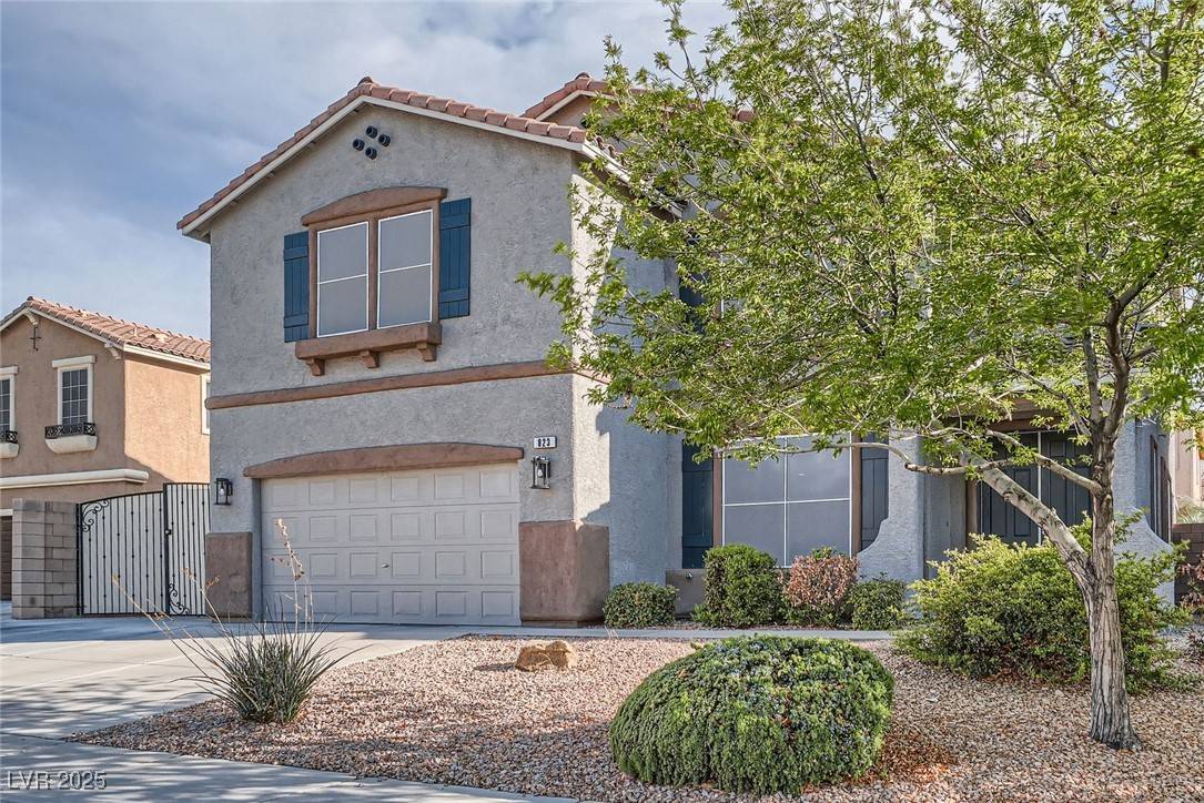 Henderson, NV 89015,823 Safflower CT