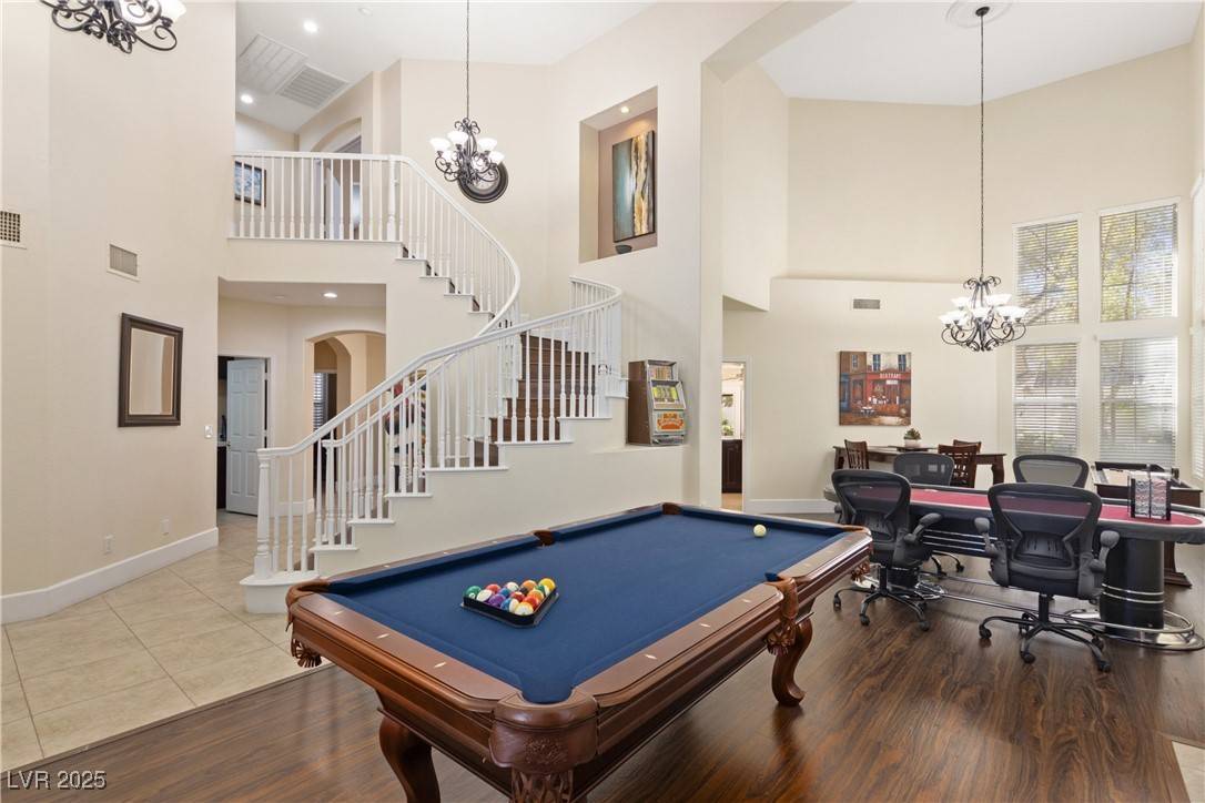 Las Vegas, NV 89117,9517 Spanish Steps LN