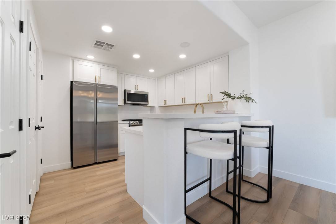 Las Vegas, NV 89135,10809 Garden Mist DR #2072