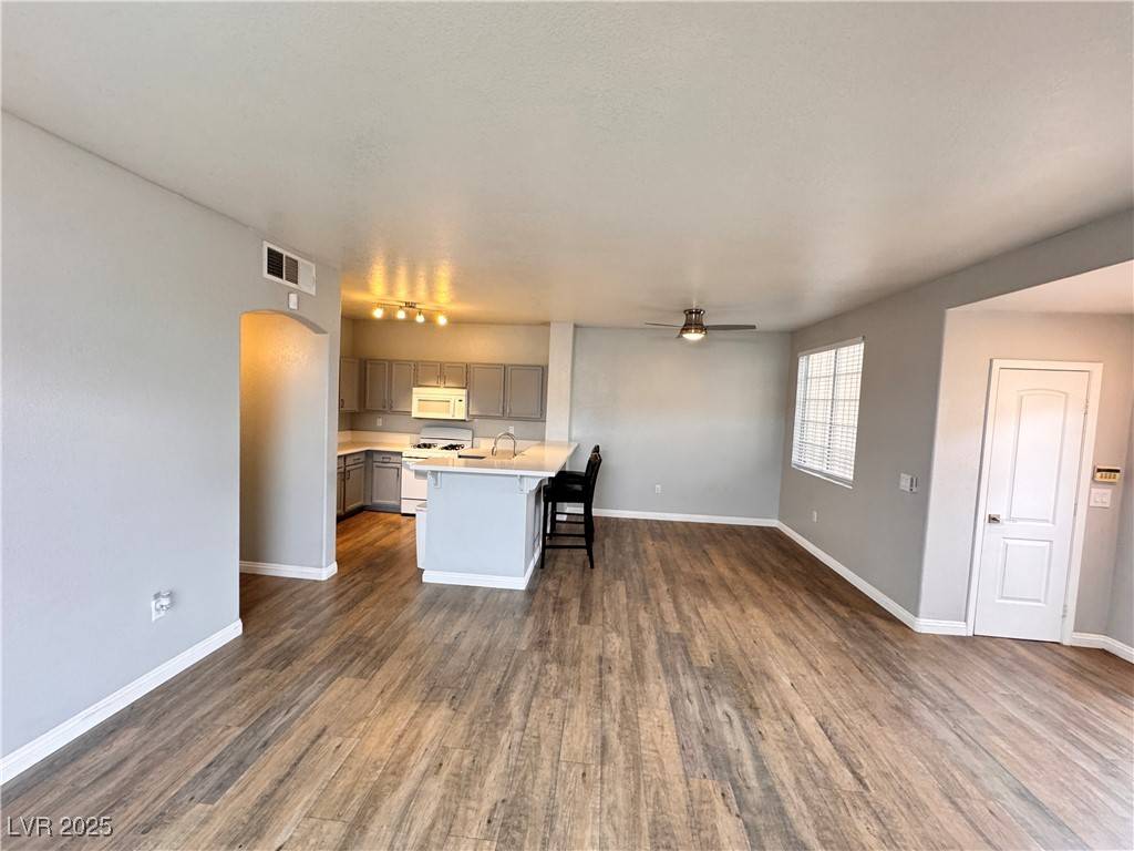 Las Vegas, NV 89128,1830 N Buffalo DR #2022
