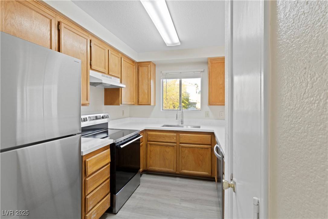 Las Vegas, NV 89119,6867 Tamarus ST #204