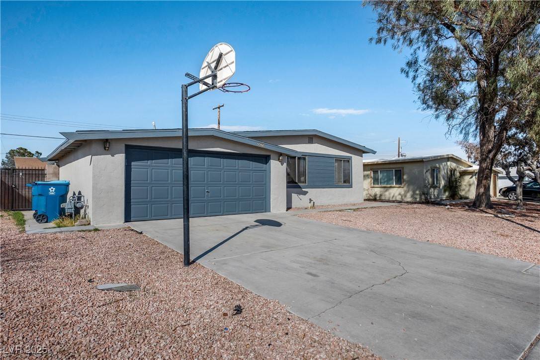 Las Vegas, NV 89107,5908 Gipsy AVE