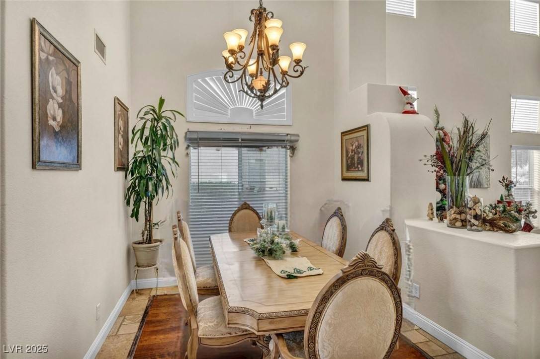 Las Vegas, NV 89129,3728 Russell Peterson CT