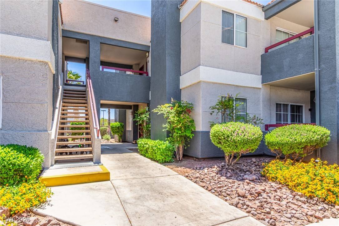 Las Vegas, NV 89117,8600 W Charleston BLVD #2190