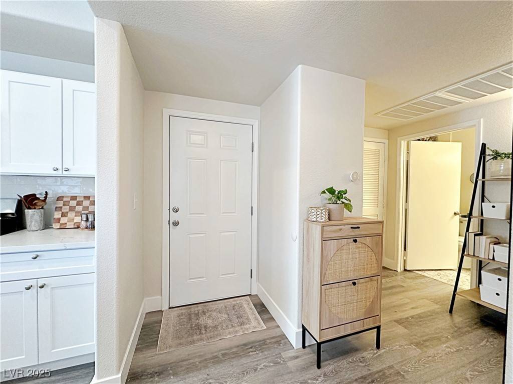 Las Vegas, NV 89166,8250 N Grand Canyon DR #2184