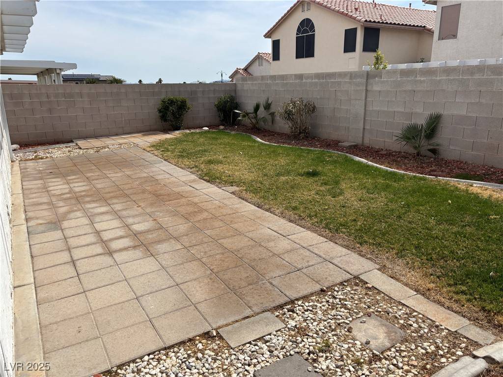 Las Vegas, NV 89147,8419 W Rochelle AVE