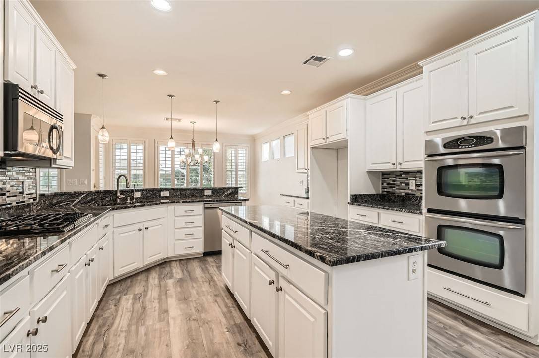 Las Vegas, NV 89135,10235 Tresor CT