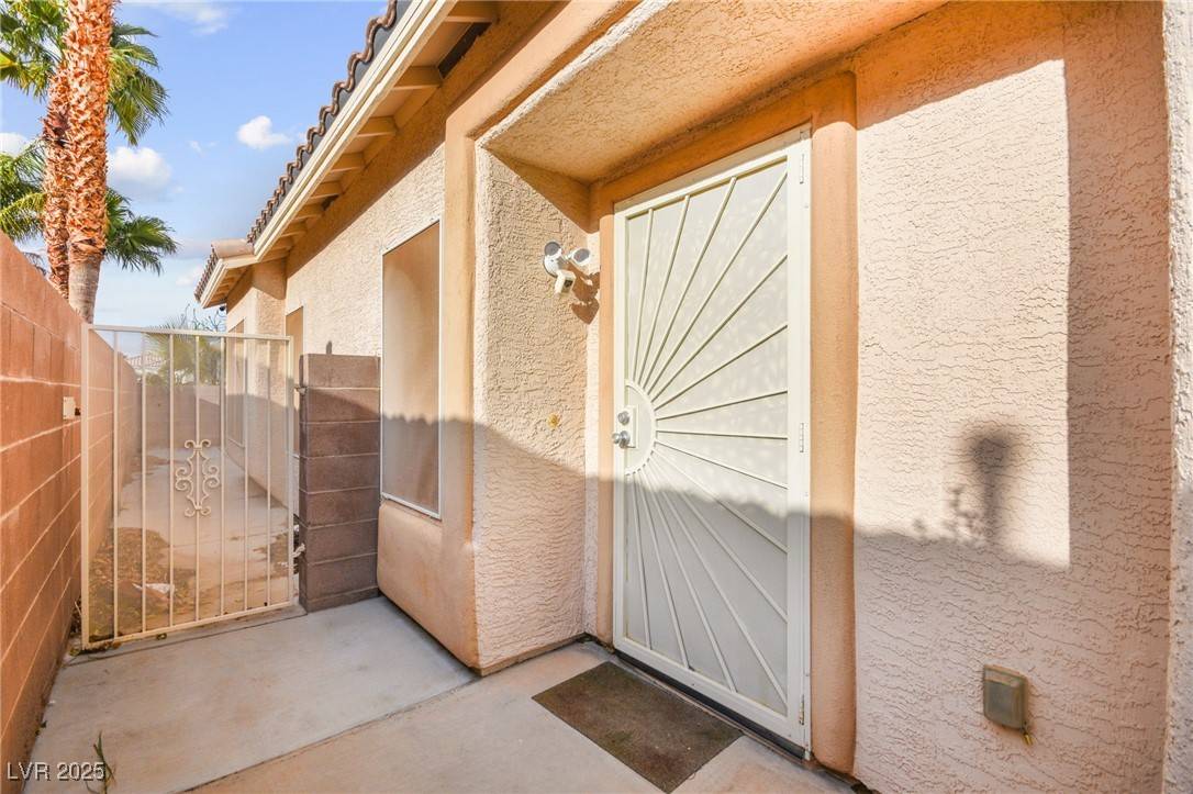 Las Vegas, NV 89123,1184 Warm Canyon WAY