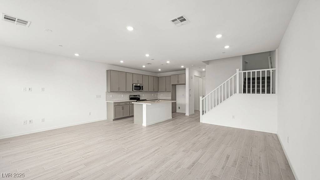 Las Vegas, NV 89138,1452 Melodic Lark LN