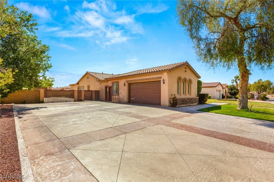 Las Vegas, NV 89183,215 Great Gable DR