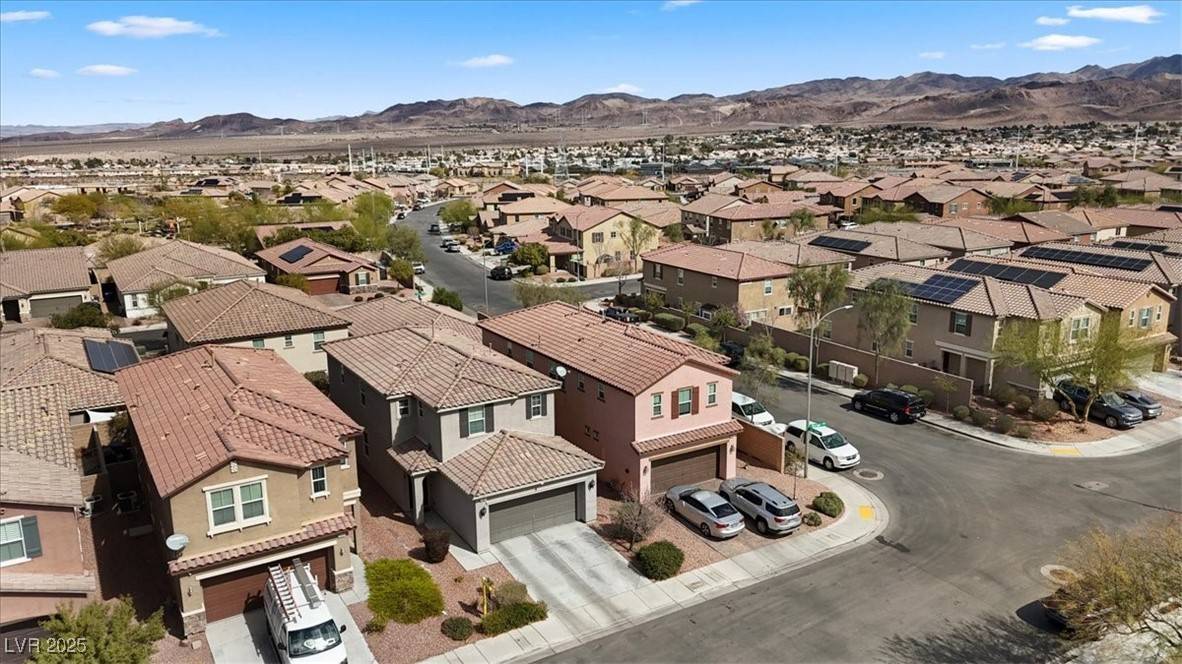 Henderson, NV 89002,922 Harbor AVE