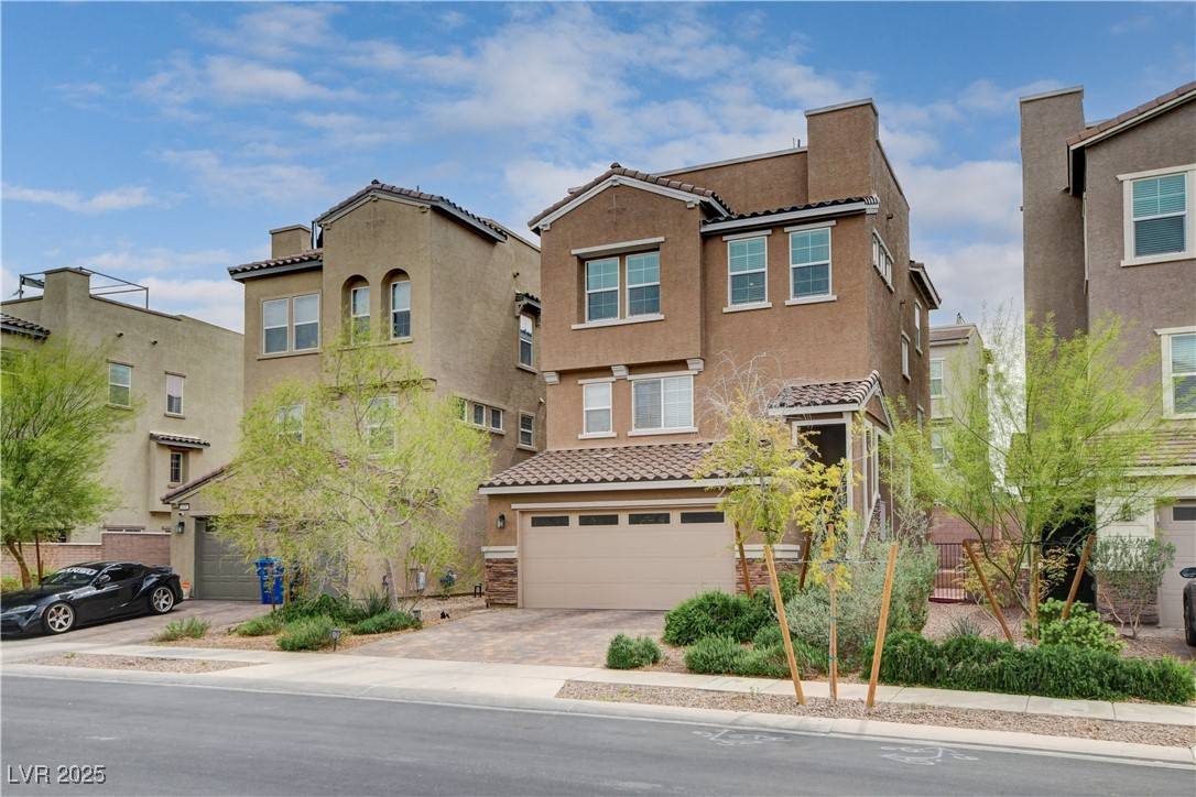 Henderson, NV 89015,105 Campbelltown AVE