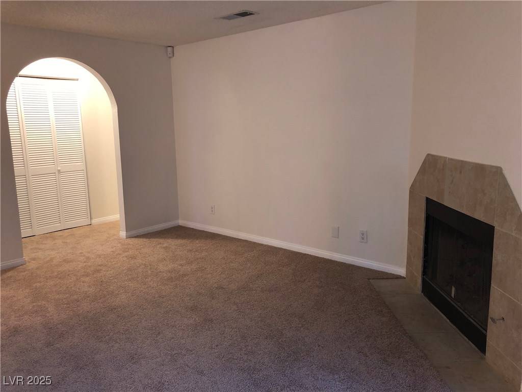 Las Vegas, NV 89117,2200 FORT APACHE RD #2200