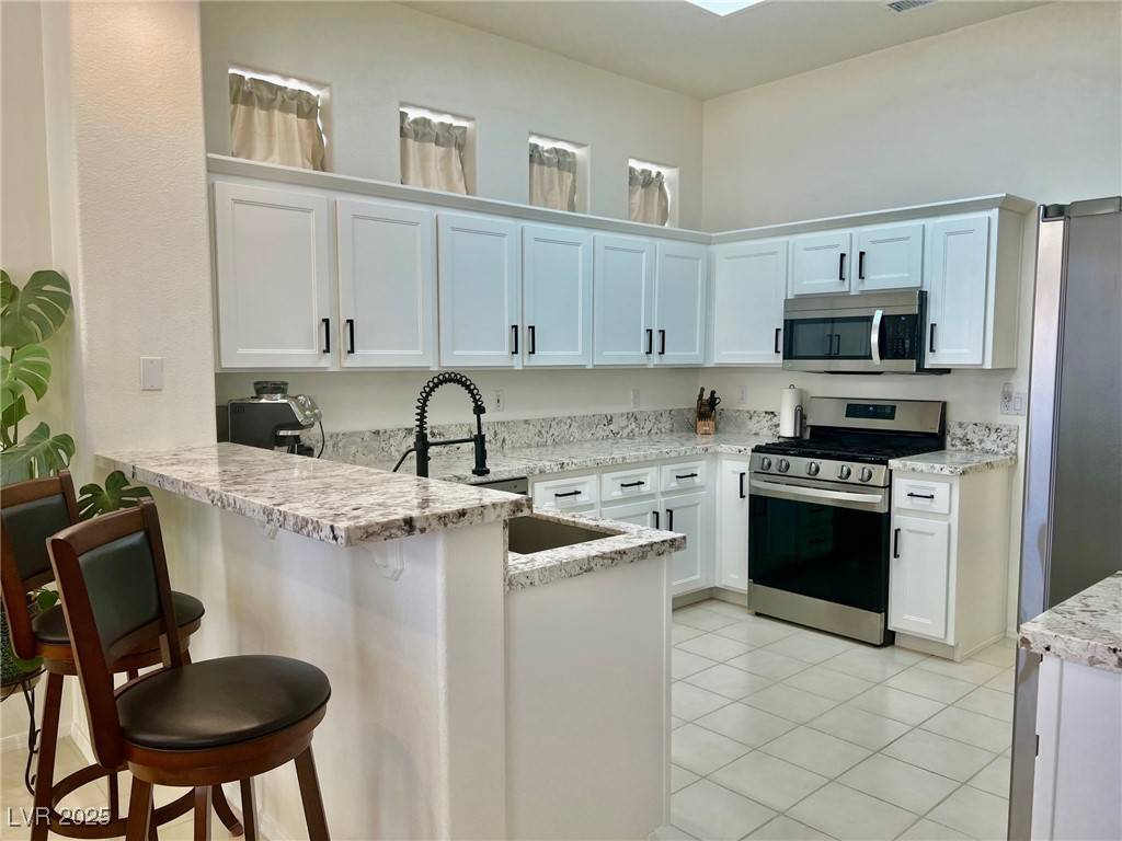Las Vegas, NV 89134,2736 Darby Falls DR