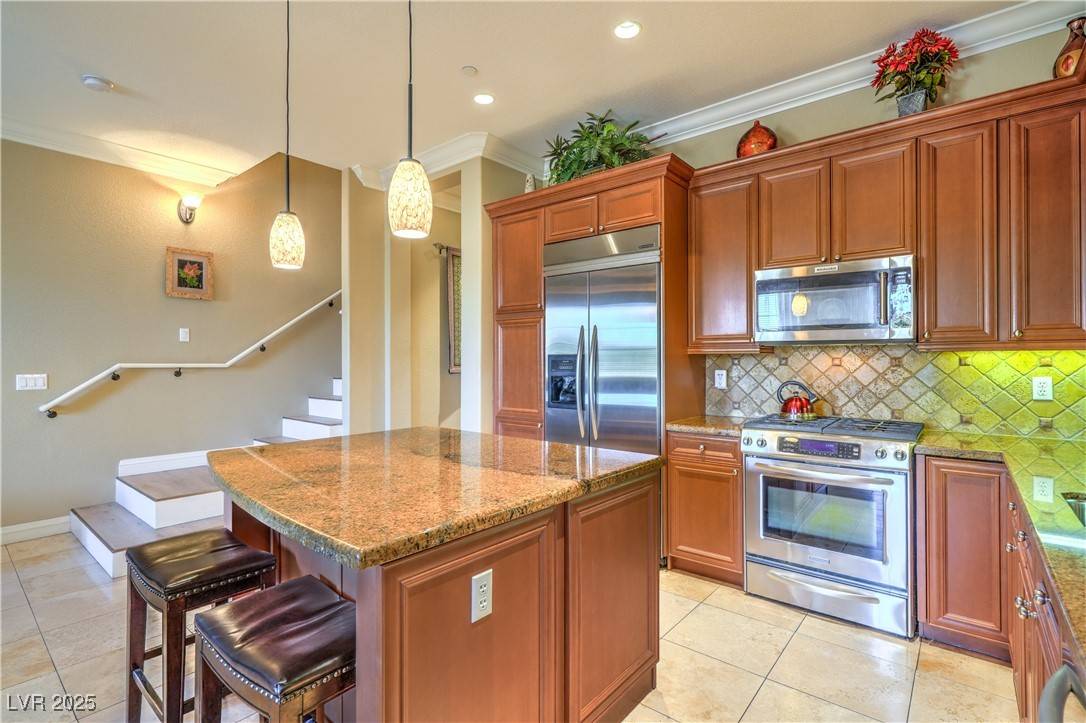 Henderson, NV 89011,10 Via Visione #103