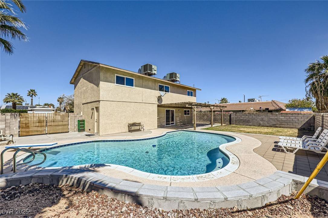 Las Vegas, NV 89121,3577 Wayne CIR