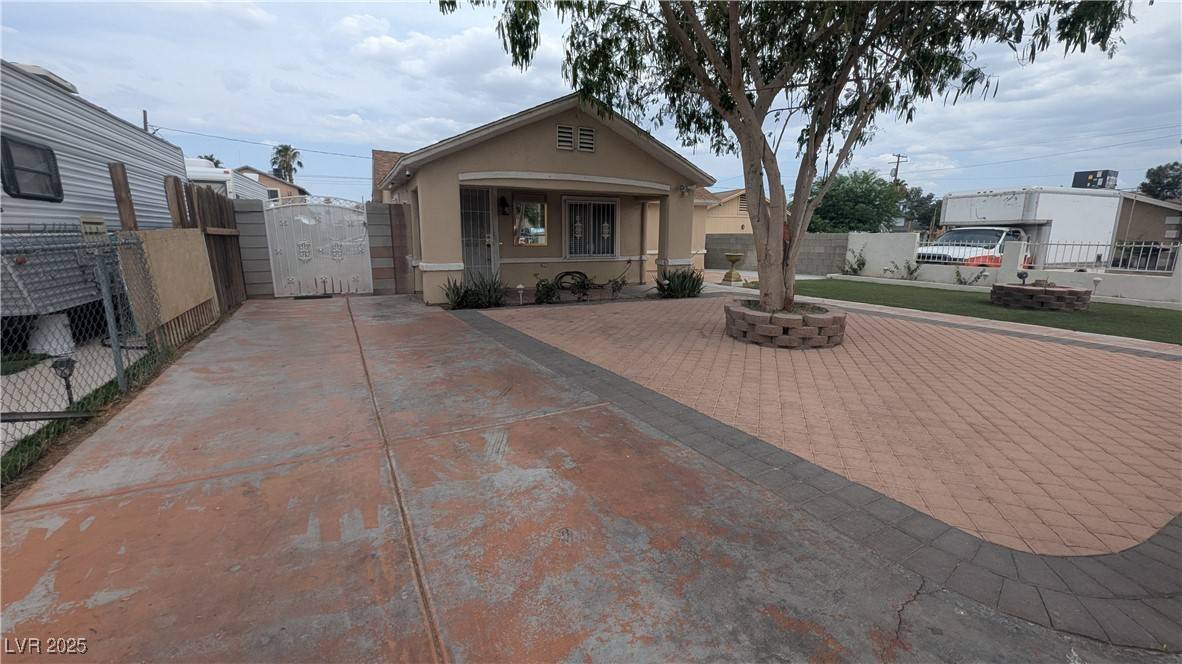 North Las Vegas, NV 89030,1910 Hoover ST