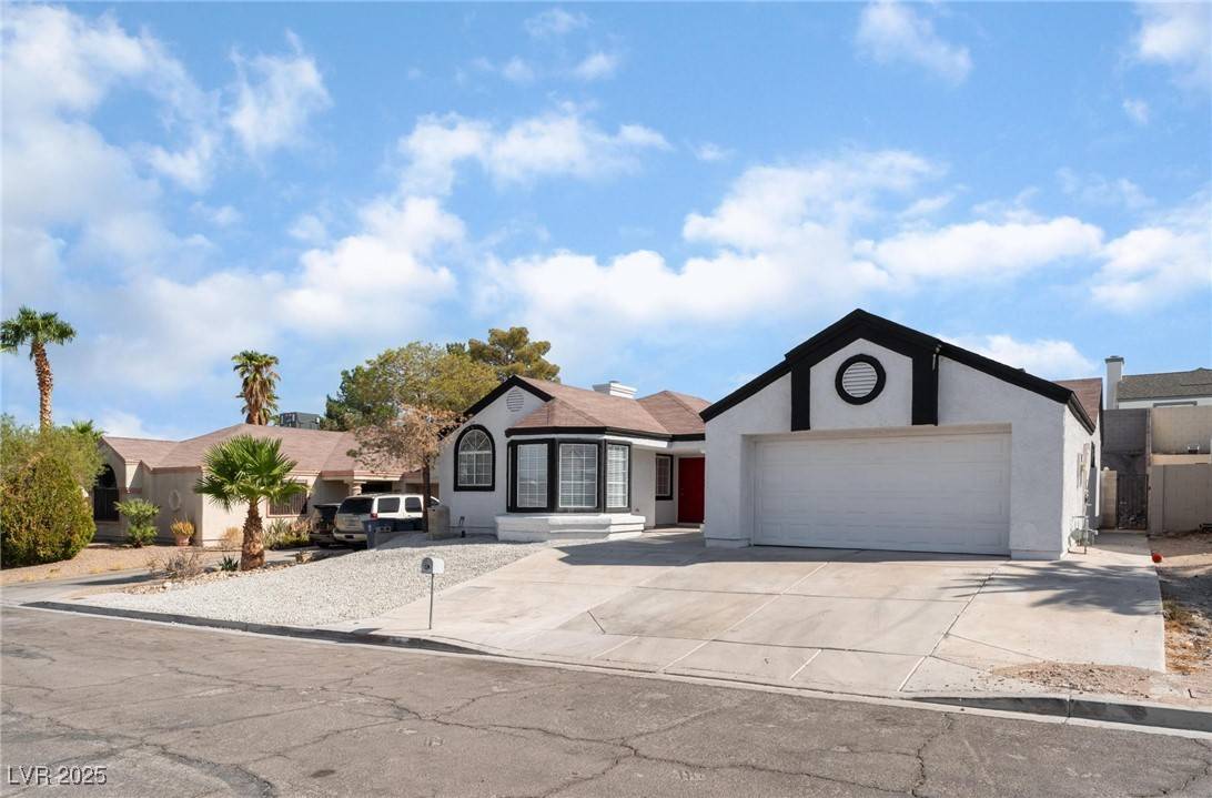 Las Vegas, NV 89156,2222 Little River CT